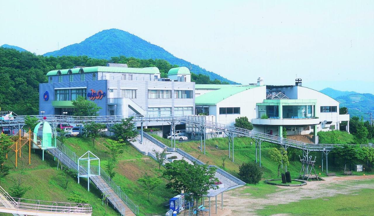 فندق Mitoyoفي  Michi No Eki Fureai Park Mino المظهر الخارجي الصورة